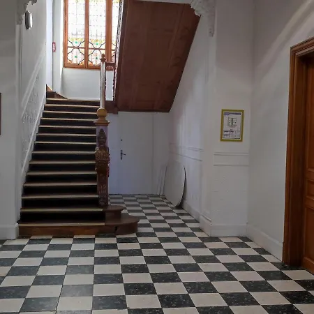 T3 Mezzanine Pour 6 Pers. Avec Piscine Et Sauna A Jausiers, Chateau Des Magnans - Fr-1-165b-9 Apartment Jausiers